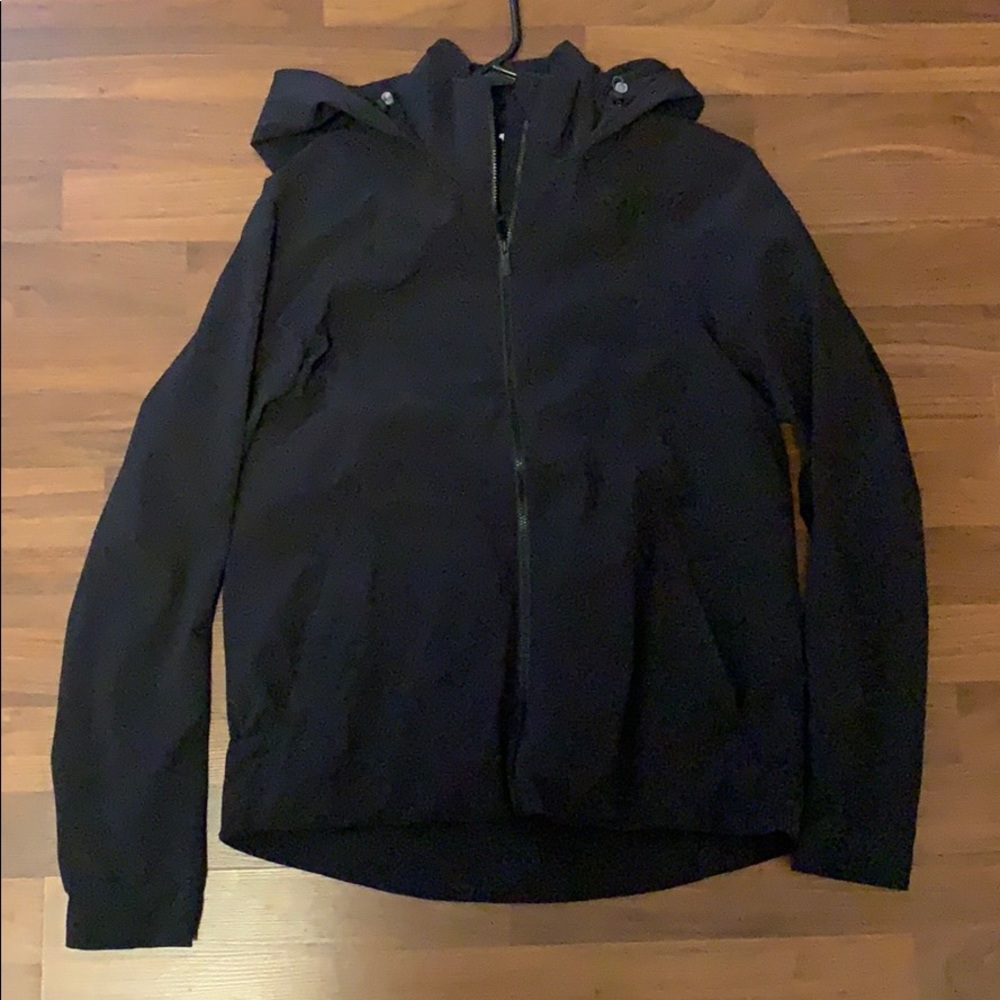 Lululemon step to it jacket size 4